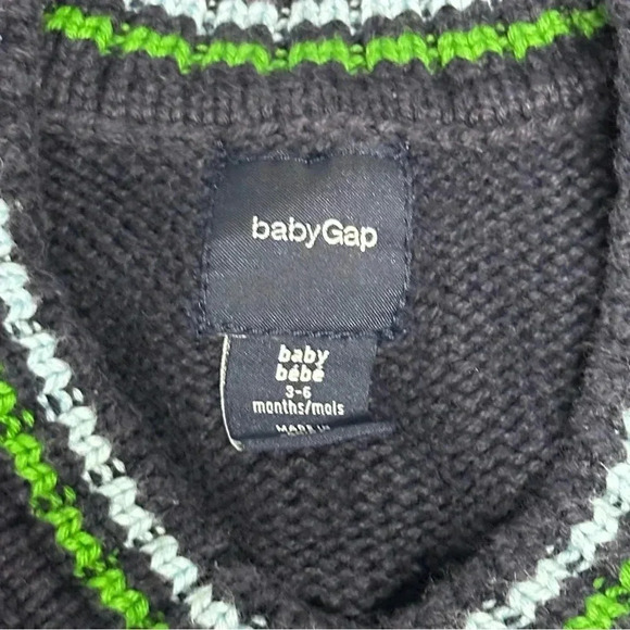 GAP - knit vest with argyle design. Size 3-6 months - Picture 2 of 3